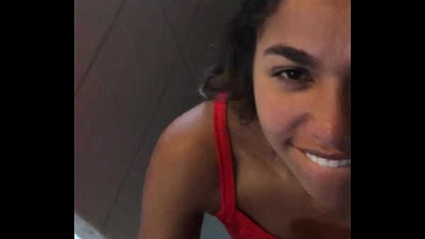 Comendo amiga novinha na minha casa