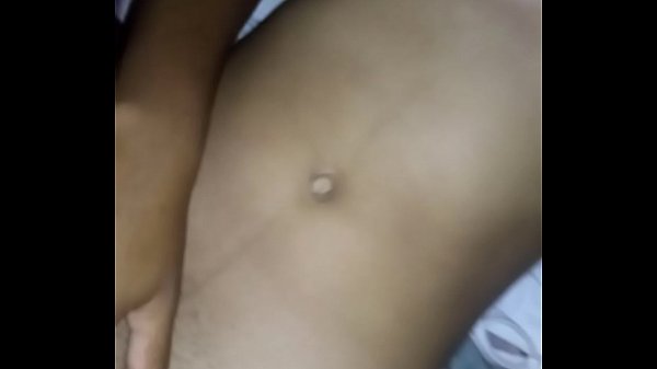 Enfiando a pica na novinha no pêlo