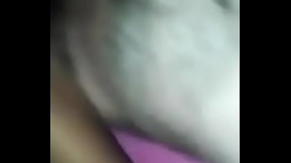 Marido pede pra esposa novinha gravar video pra ele