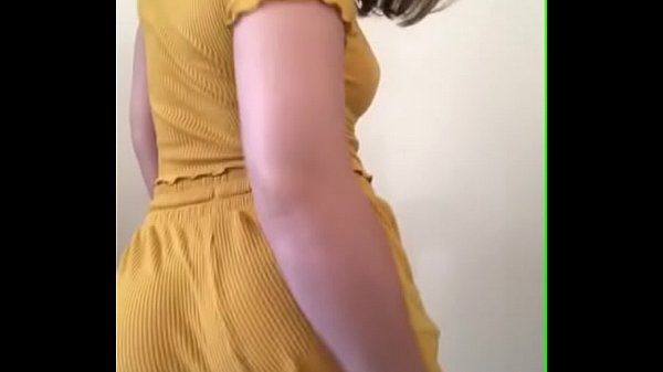 Novinha 18 anos de tirar o folego